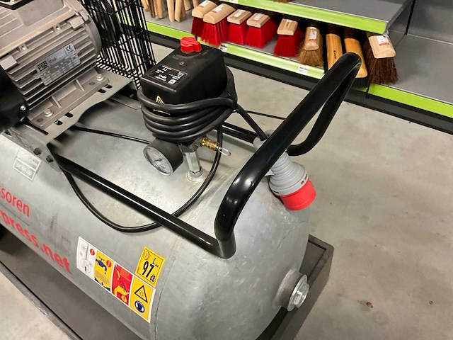 2018 airpress gk 600-200 luchtcompressor - afbeelding 7 van  10