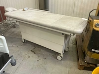 2018 akrus 605.00.00 behandeltafel - afbeelding 4 van  6