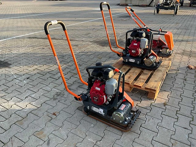 2018 altrad / belle lc3228 compacte trilplaat - afbeelding 2 van  7