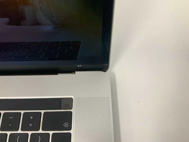 2018 apple 15-inch macbook pro mr972n/a laptop - afbeelding 2 van  4