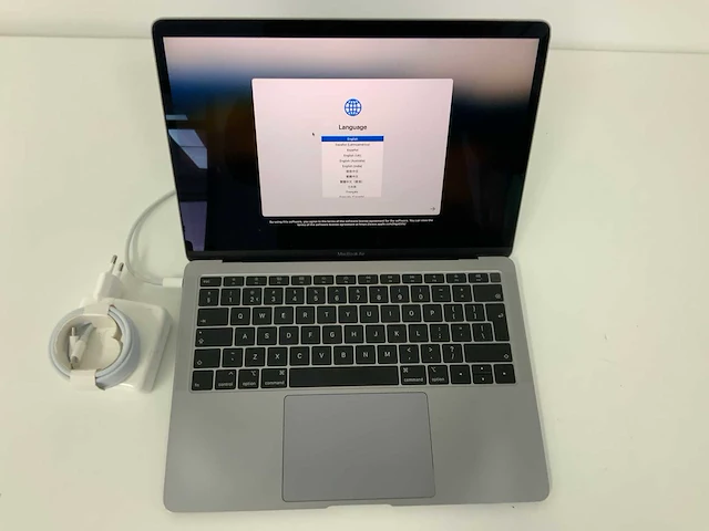2018 apple a1932 13-inch macbook air mre92n/a laptop - afbeelding 2 van  5