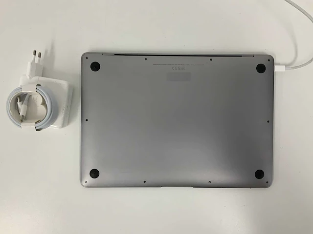 2018 apple a1932 13-inch macbook air mre92n/a laptop - afbeelding 4 van  5