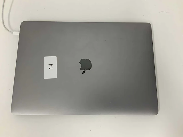 2018 apple a1990 15-inch macbook pro mr942n/a laptop - afbeelding 2 van  3