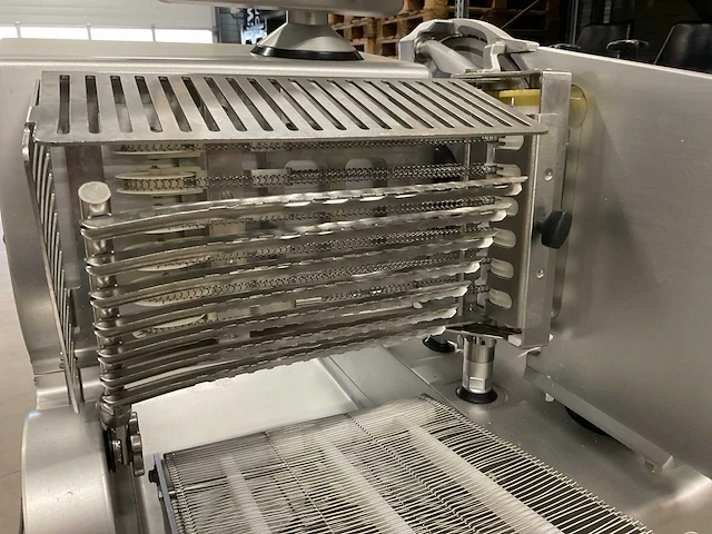 2018 bizerba vsi330 f tw volautomatische industriële snijmachine - afbeelding 12 van  15