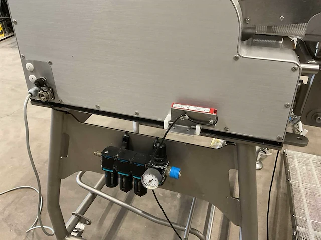 2018 bizerba vsi330 f tw volautomatische industriële snijmachine - afbeelding 14 van  15