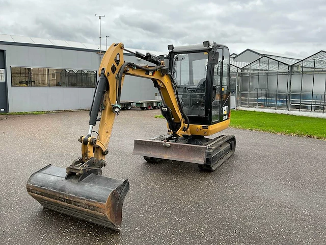 2018 caterpillar 302.4d minigraafmachine - afbeelding 1 van  41