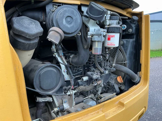 2018 caterpillar 302.4d minigraafmachine - afbeelding 33 van  41