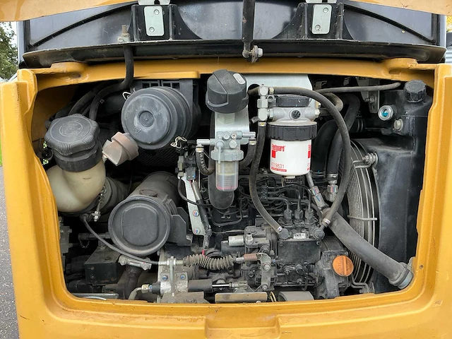 2018 caterpillar 302.4d minigraafmachine - afbeelding 35 van  41