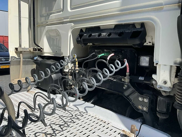 2018 daf xf 480 vrachtwagen met wielton nw 3 trailer - afbeelding 15 van  63