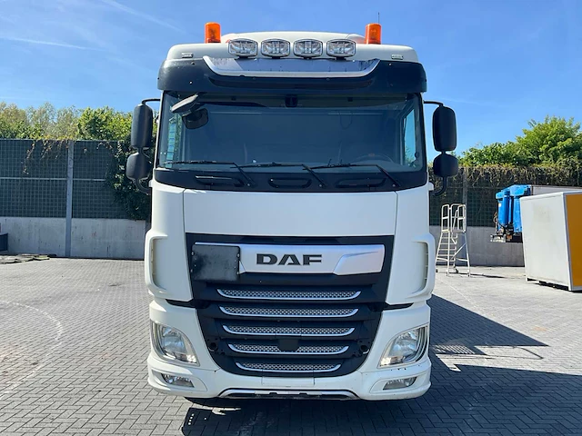 2018 daf xf 480 vrachtwagen met wielton nw 3 trailer - afbeelding 34 van  63