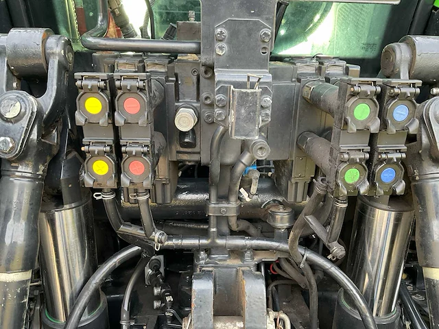 2018 deutz-fahr 6185 ttv vierwielaangedreven landbouwtractor - afbeelding 17 van  51