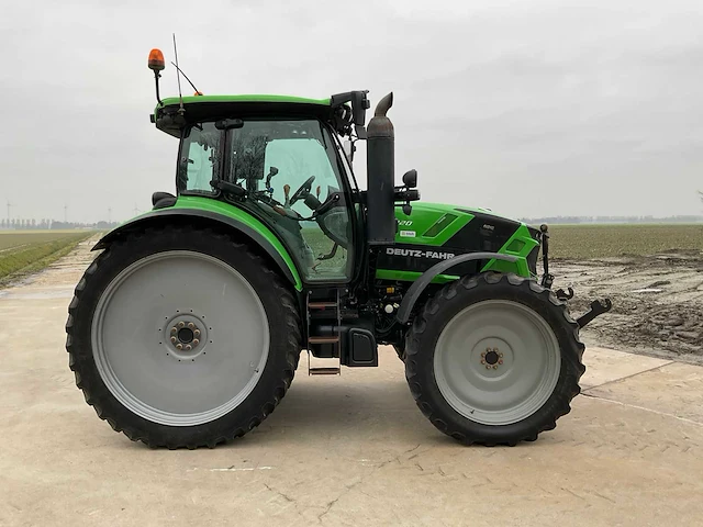 2018 deutz-fahr agrotron 6120m vierwielaangedreven landbouwtractor - afbeelding 34 van  41