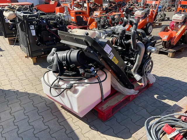 2018 deutz td 2.9 l4 dieselmotor - afbeelding 4 van  11