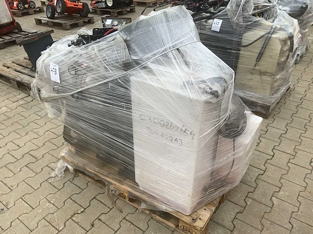 2018 deutz td2.9l4 dieselmotor - afbeelding 2 van  4