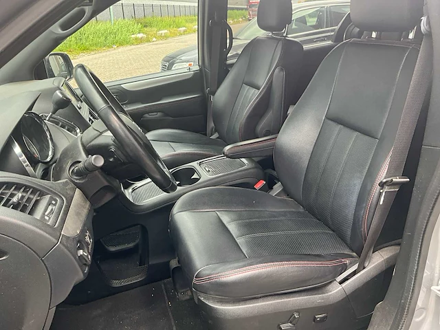 2018 dodge mpv mini van - afbeelding 3 van  36