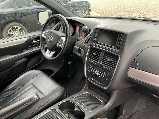 2018 dodge mpv mini van - afbeelding 4 van  36