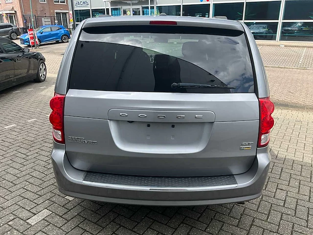 2018 dodge mpv mini van - afbeelding 33 van  36
