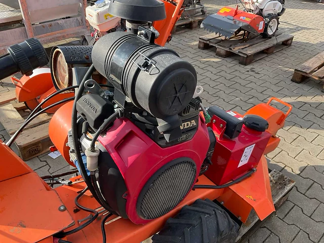 2018 dosko 691sp-20 he boomstronkhakselaar - afbeelding 14 van  15