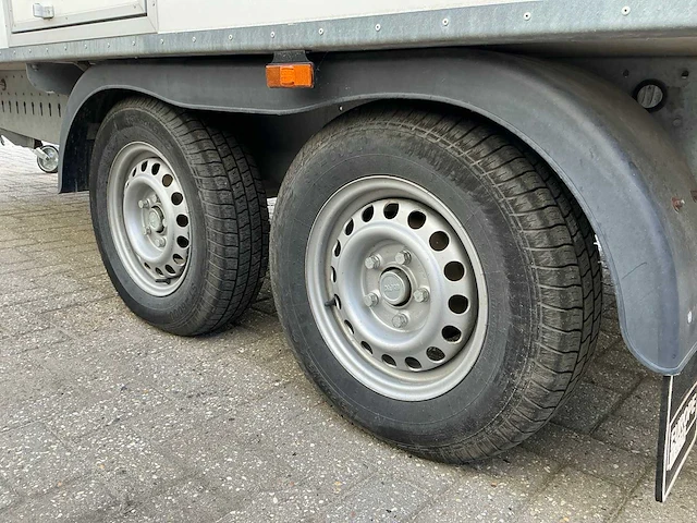 2018 easywagen 660 douchewagen met 3 doucheruimtes - afbeelding 15 van  62
