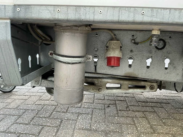 2018 easywagen 660 douchewagen met 3 doucheruimtes - afbeelding 16 van  62