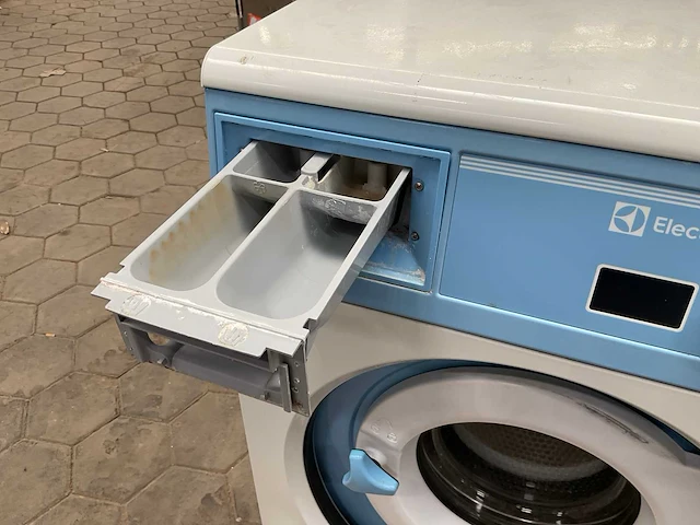 2018 electrolux pw9c industriële textielwasmachine - afbeelding 7 van  7