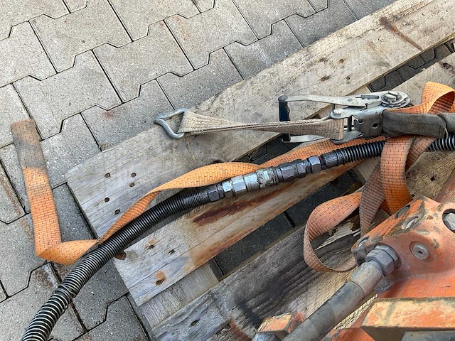 2018 epiroc sb452 hydraulische breekhamer - afbeelding 9 van  10