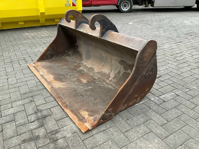 2018 eurosteel s0028-1 graafbak “cw30” - afbeelding 1 van  7