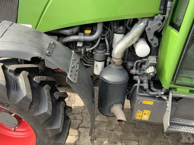 2018 fendt 211f vario smalspoor- en compacttractor - afbeelding 15 van  37