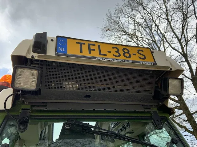 2018 fendt 211f vario smalspoor- en compacttractor - afbeelding 31 van  37