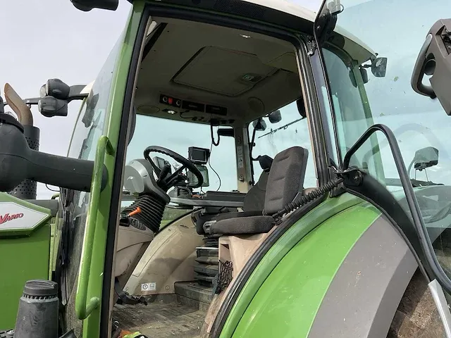 2018 fendt 724 s4 profi (gps) vierwielaangedreven landbouwtractor - afbeelding 11 van  27