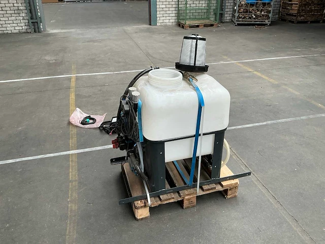 2018 flexitank 120 ltr. teejet regulatie - afbeelding 1 van  15