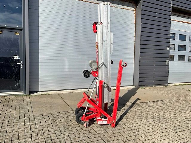 2018 genie slc-24 kanaallift - afbeelding 1 van  8