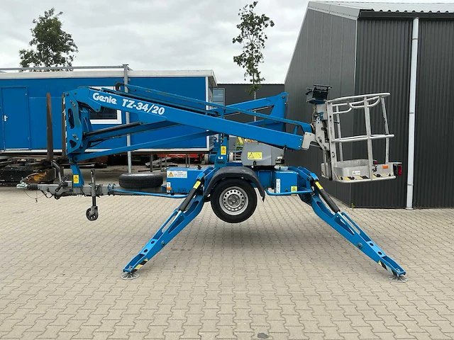 2018 genie tz34/20 (261 h.) knik-telescoophoogwerker op aanhangwagen - afbeelding 3 van  40