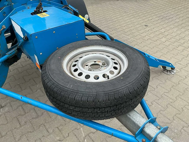 2018 genie tz34/20 (261 h.) knik-telescoophoogwerker op aanhangwagen - afbeelding 27 van  40