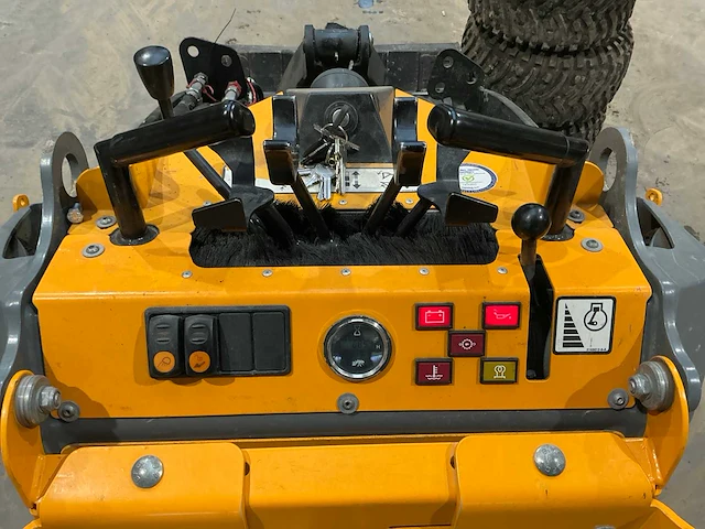 2018 giant sk202d skidsteer - afbeelding 3 van  18