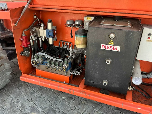 2018 holland lift hl-220 d25 hoogwerker - afbeelding 6 van  31