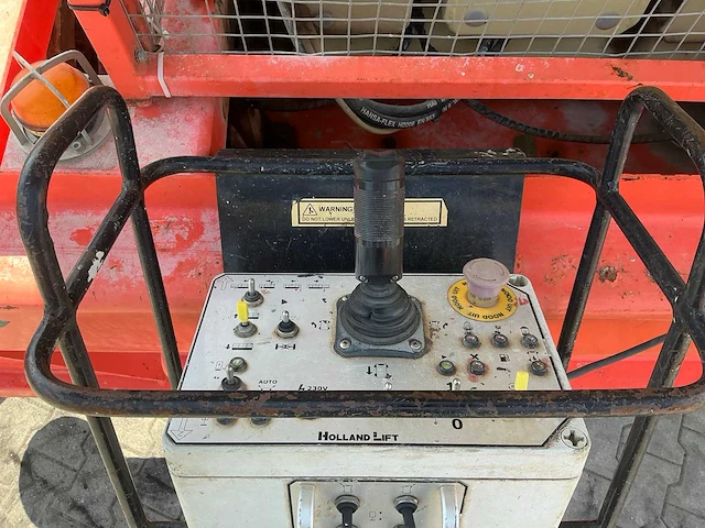 2018 holland lift hl-220 d25 hoogwerker - afbeelding 17 van  31