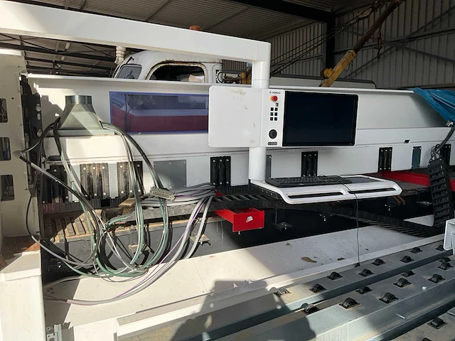 2018 homag sawteq b-300 profiline horizontale opdeelzaag - afbeelding 3 van  17