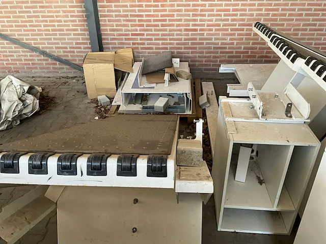 2018 homag sawteq b-300 profiline horizontale opdeelzaag - afbeelding 8 van  17