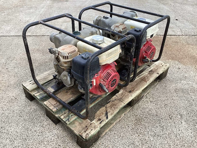 2018 honda wt 30 x waterpomp (2x) - afbeelding 4 van  5