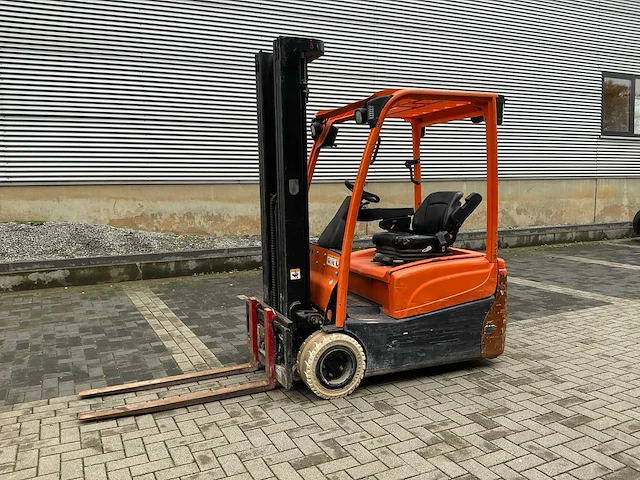 2018 hyster j1.6xnt met lader - afbeelding 1 van  39