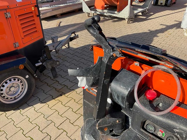 2018 hyster p2.0 elektrische palletwagen - afbeelding 7 van  11