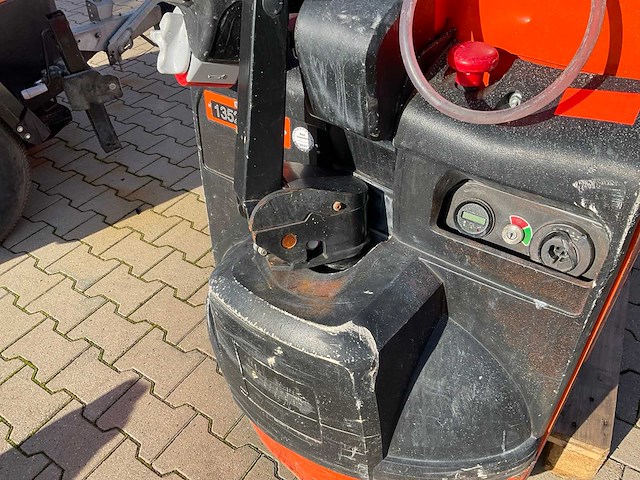 2018 hyster p2.0 elektrische palletwagen - afbeelding 8 van  11