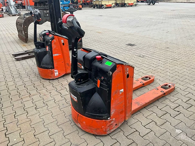 2018 hyster p2.0 elektrische palletwagen - afbeelding 7 van  13