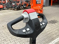 2018 hyster p2.0 elektrische palletwagen - afbeelding 11 van  12