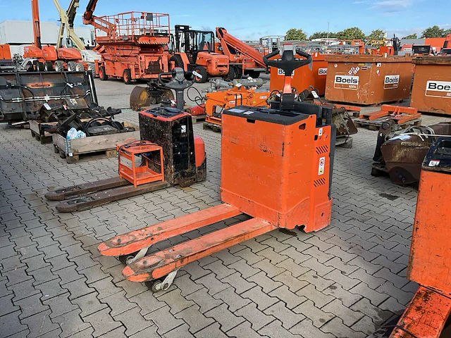 2018 hyster p2.0s fbw elektrische palletwagen - afbeelding 1 van  9