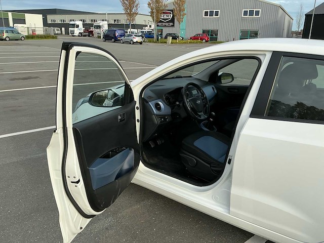 2018 hyundai i10 1.0i i-motion prem. - afbeelding 13 van  29