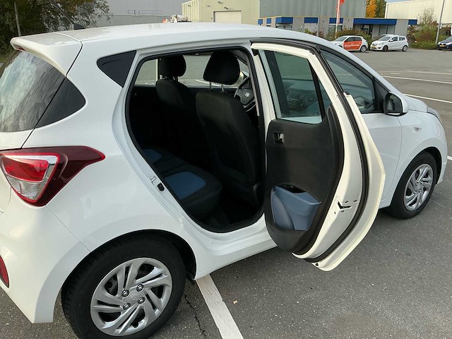 2018 hyundai i10 1.0i i-motion prem. - afbeelding 18 van  29