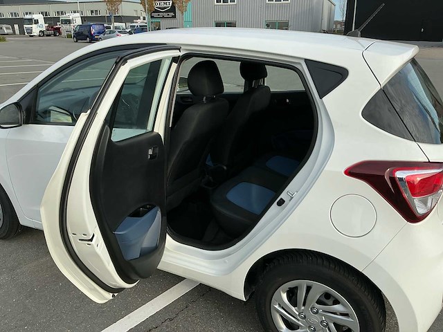 2018 hyundai i10 1.0i i-motion prem. - afbeelding 19 van  29