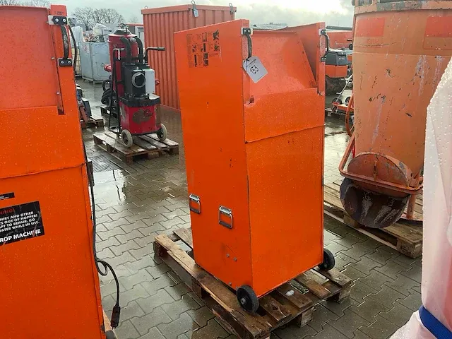 2018 intec cyclone isolatievlokken inblaasmachine - afbeelding 1 van  5